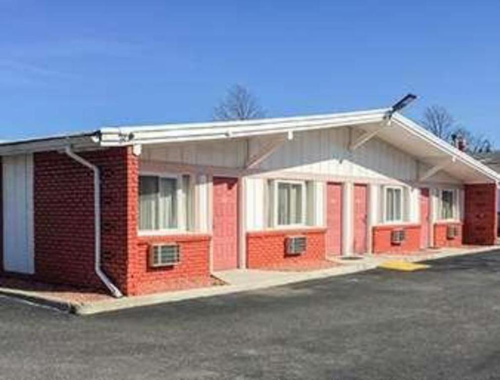 Travelodge By Wyndham Bay Shore Long Island Ngoại thất bức ảnh